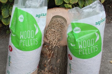 Pellets-2.jpg