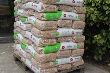 Pellets-4.jpg